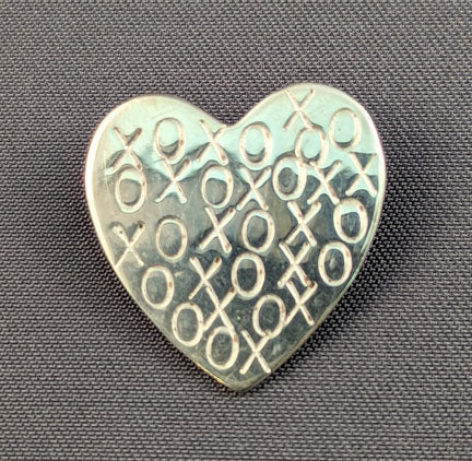 Small Heart Pin - XOXO