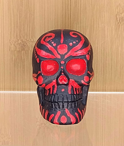 Painted Skull: black and red