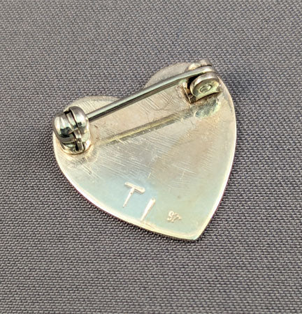 Small Heart Pin - XOXO